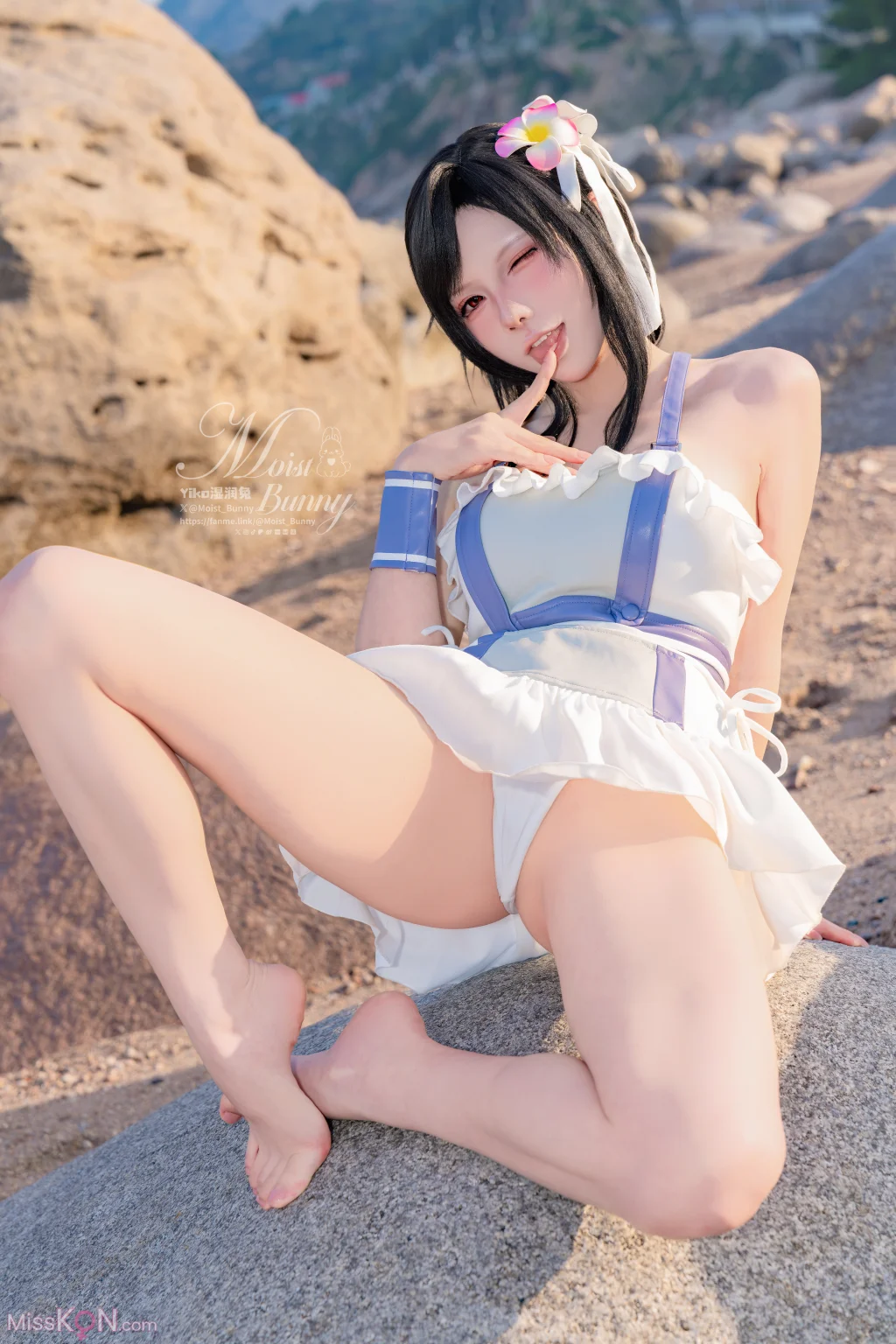 Coser@黏黏团子兔_ 2025泳装限定作 海边假日 蒂法