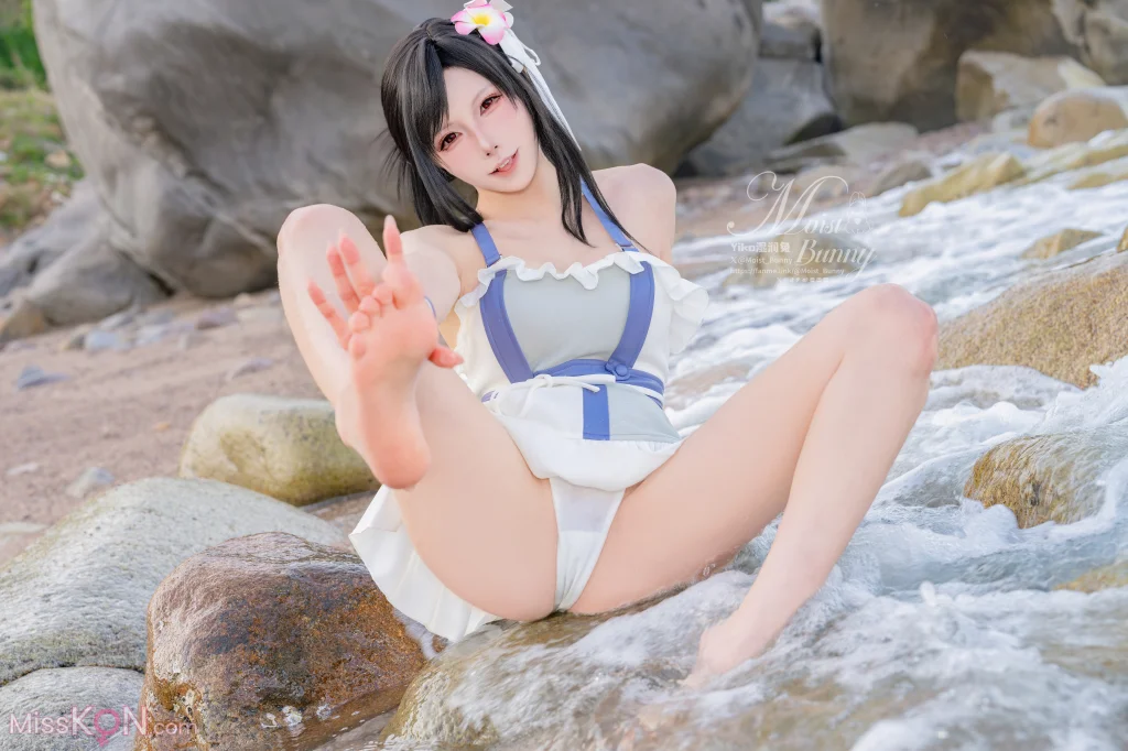 Coser@黏黏团子兔_ 2025泳装限定作 海边假日 蒂法