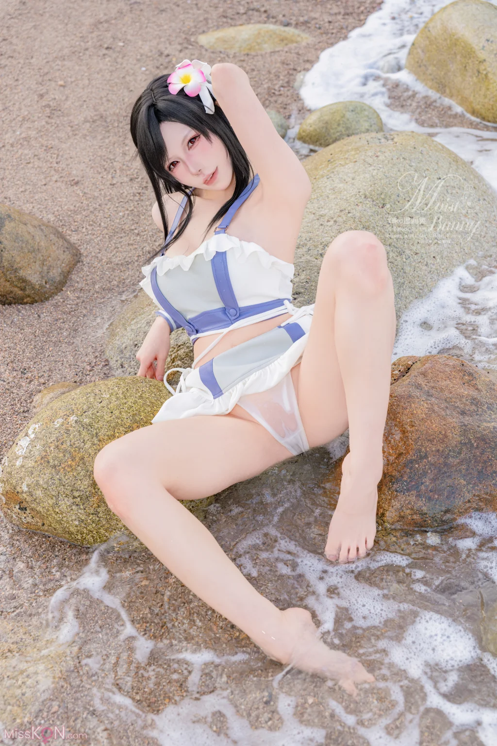 Coser@黏黏团子兔_ 2025泳装限定作 海边假日 蒂法
