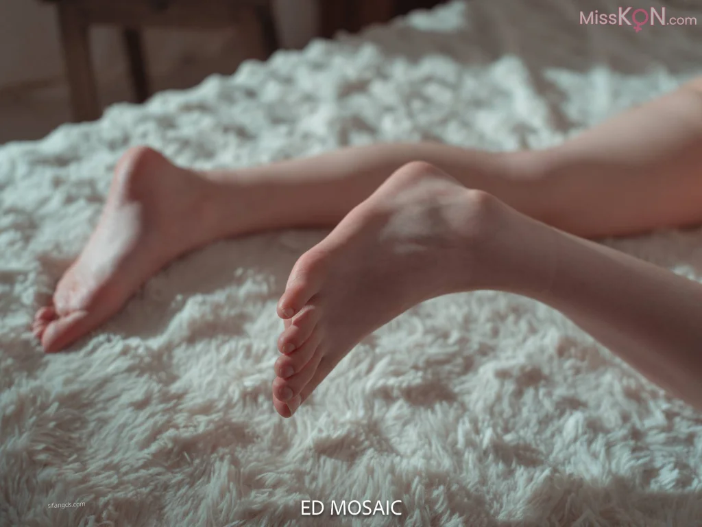 [ED Mosaic] 男友失蹤三天 富家千金女負氣找攝影師大尺度私拍