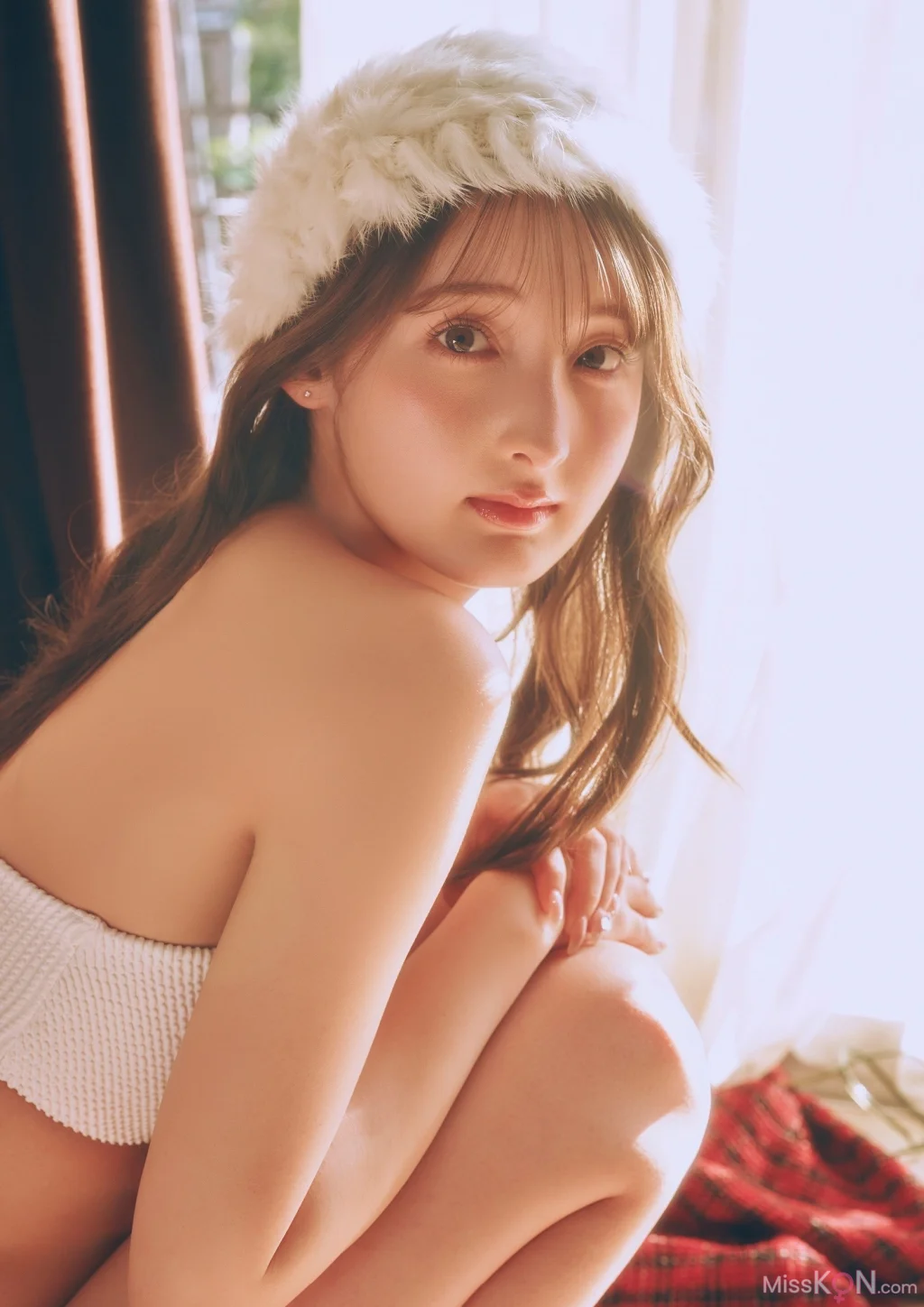 Cecile Nana (菜那セシル)_ BUBKAデジタル写真集 「冬のヒロイン」