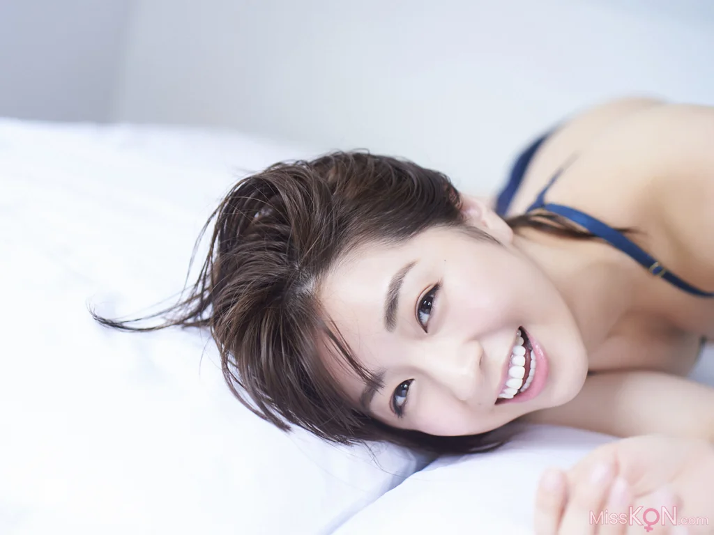 Yanagi Yurina (柳ゆり菜)_ FRIDAYデジタル写真集 「一緒に一泊旅行 Vol.2」