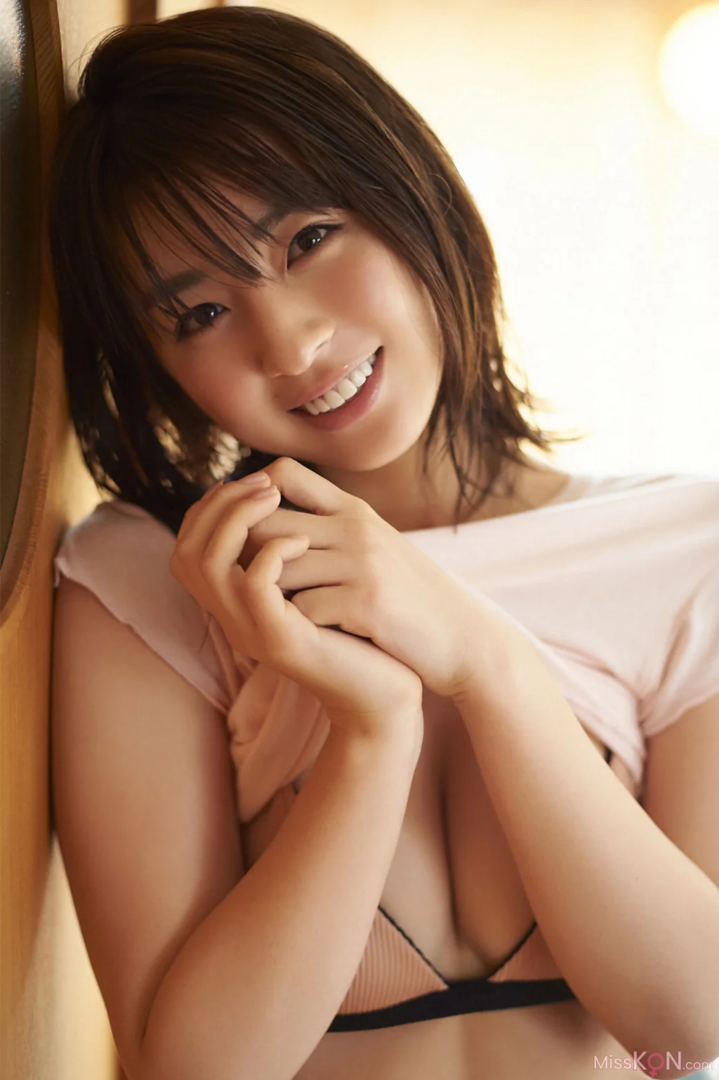 Yanagi Yurina (柳ゆり菜)_ FRIDAYデジタル写真集 「一緒に一泊旅行 Vol.2」