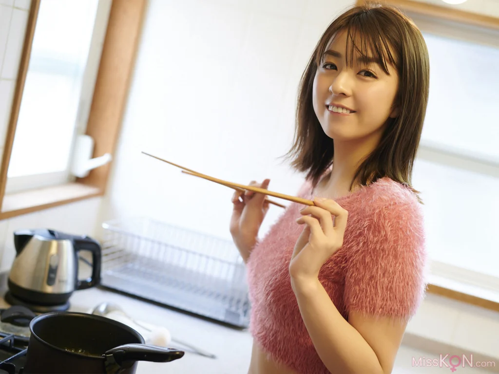 Yanagi Yurina (柳ゆり菜)_ FRIDAYデジタル写真集 「一緒に一泊旅行 Vol.2」