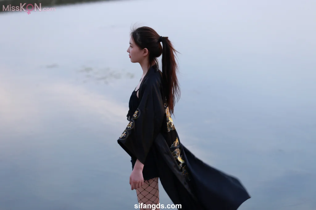 [Private Photoshoot] 小可爱_ 隔壁班的那个女孩 白嫩清纯校花 全尺度私拍