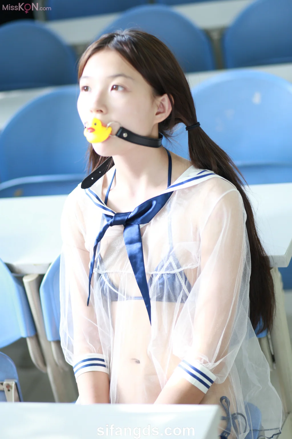 [Private Photoshoot] 小可爱_ 隔壁班的那个女孩 白嫩清纯校花 全尺度私拍