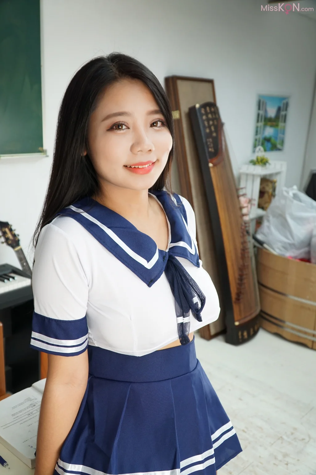 [Private Photoshoot] 熙熙_ 丰满御姐 JK全尺度私拍