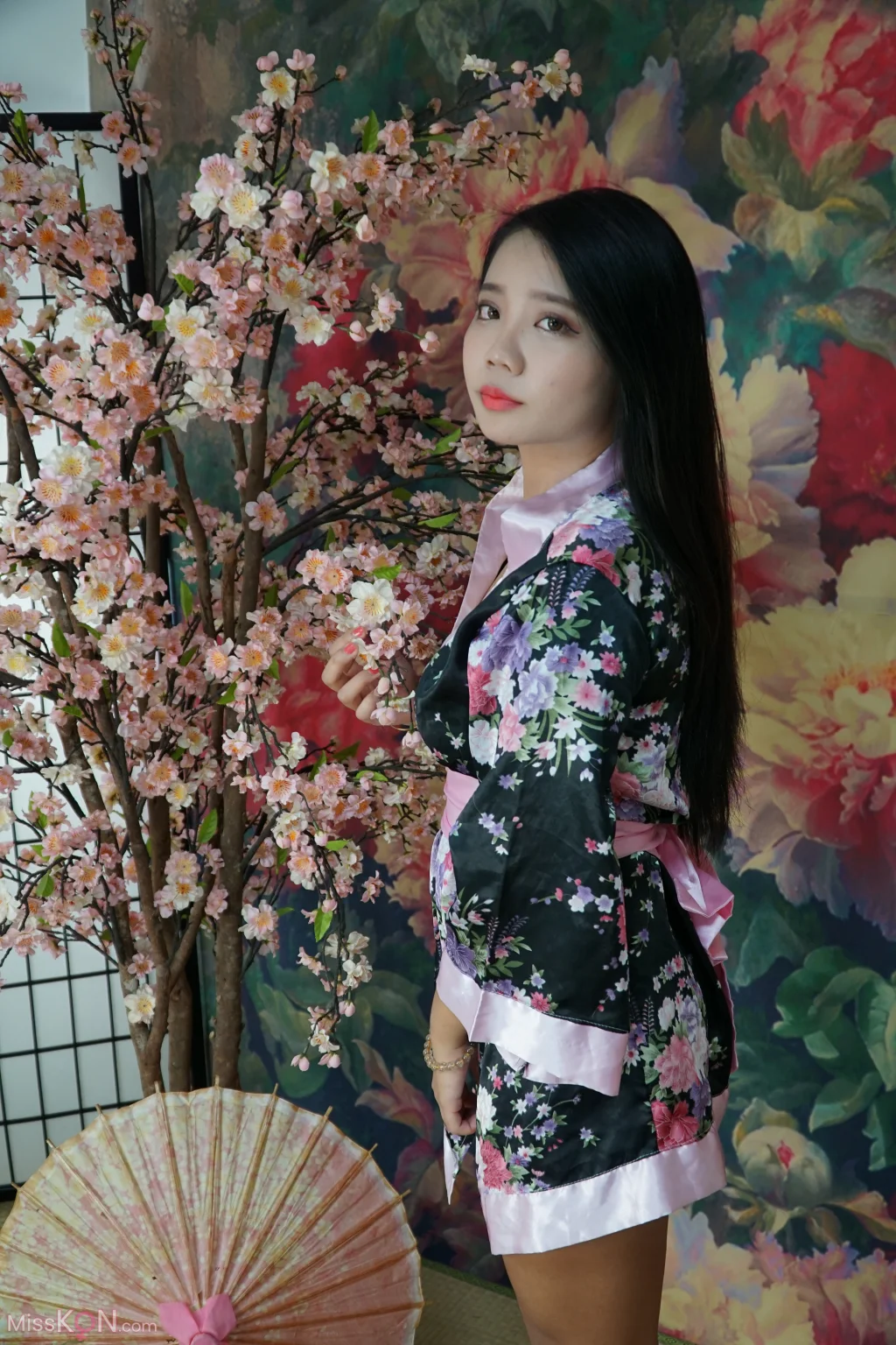 [Private Photoshoot] 熙熙_ 丰满御姐 和风全尺度私拍