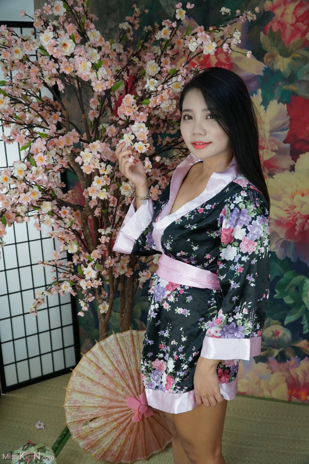 [Private Photoshoot] 熙熙_ 丰满御姐 和风全尺度私拍