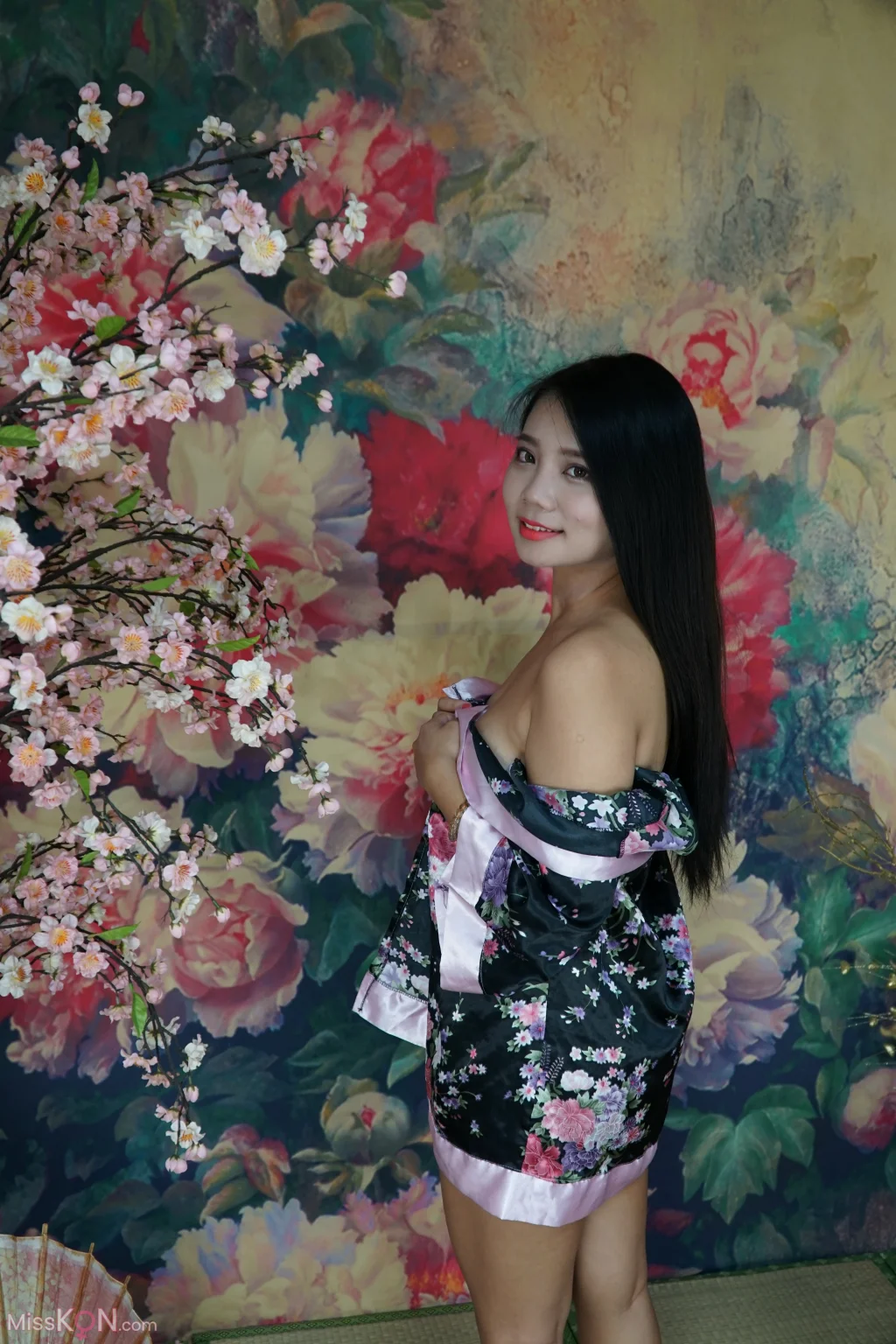 [Private Photoshoot] 熙熙_ 丰满御姐 和风全尺度私拍