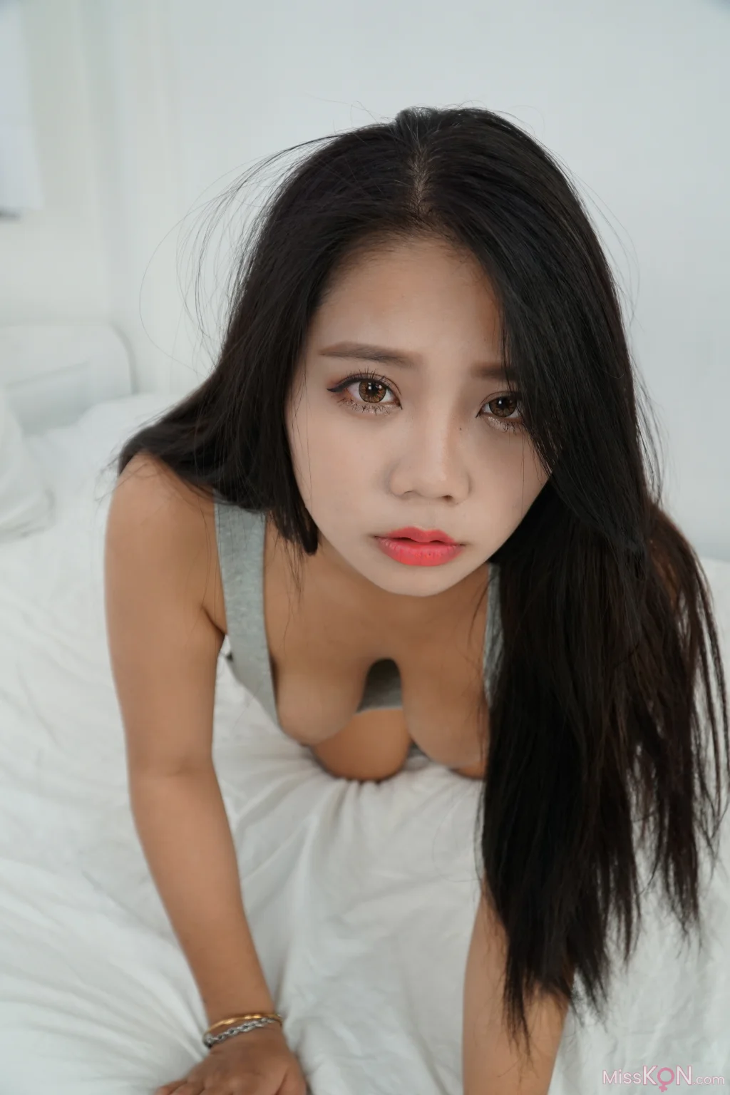 [Private Photoshoot] 熙熙_ 丰满御姐 居家全尺度私拍