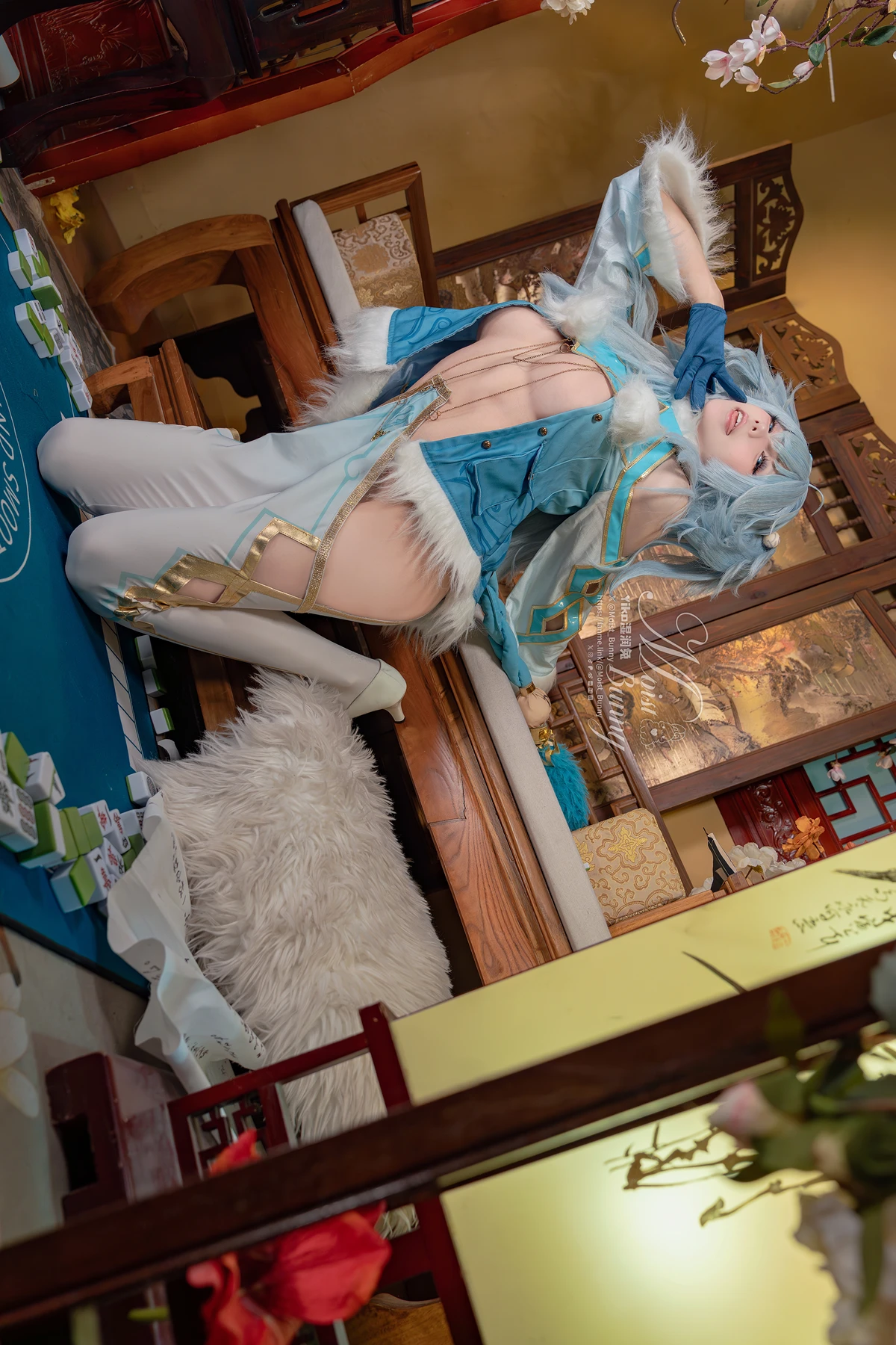 Cosplay 黏黏团子兔 – 妙手回春-芙洛伦