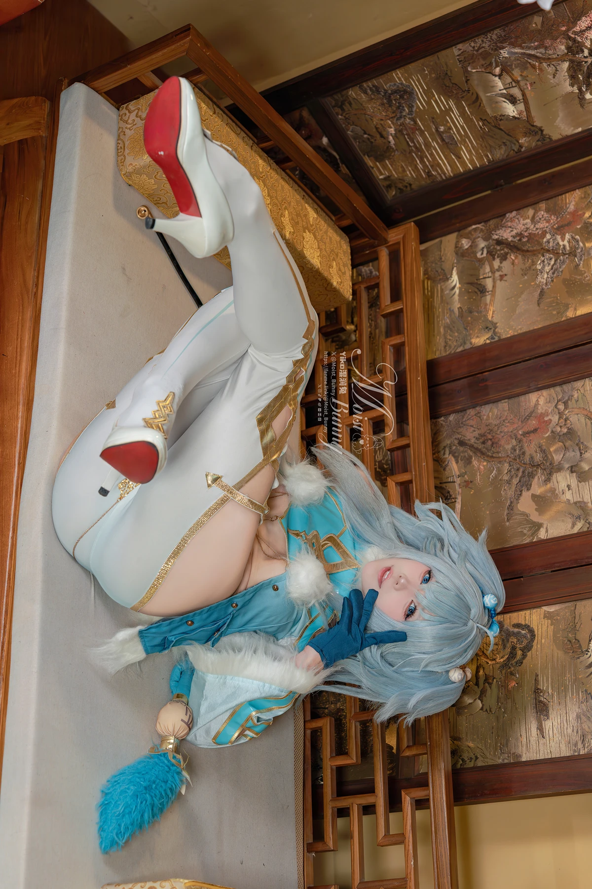 Cosplay 黏黏团子兔 – 妙手回春-芙洛伦