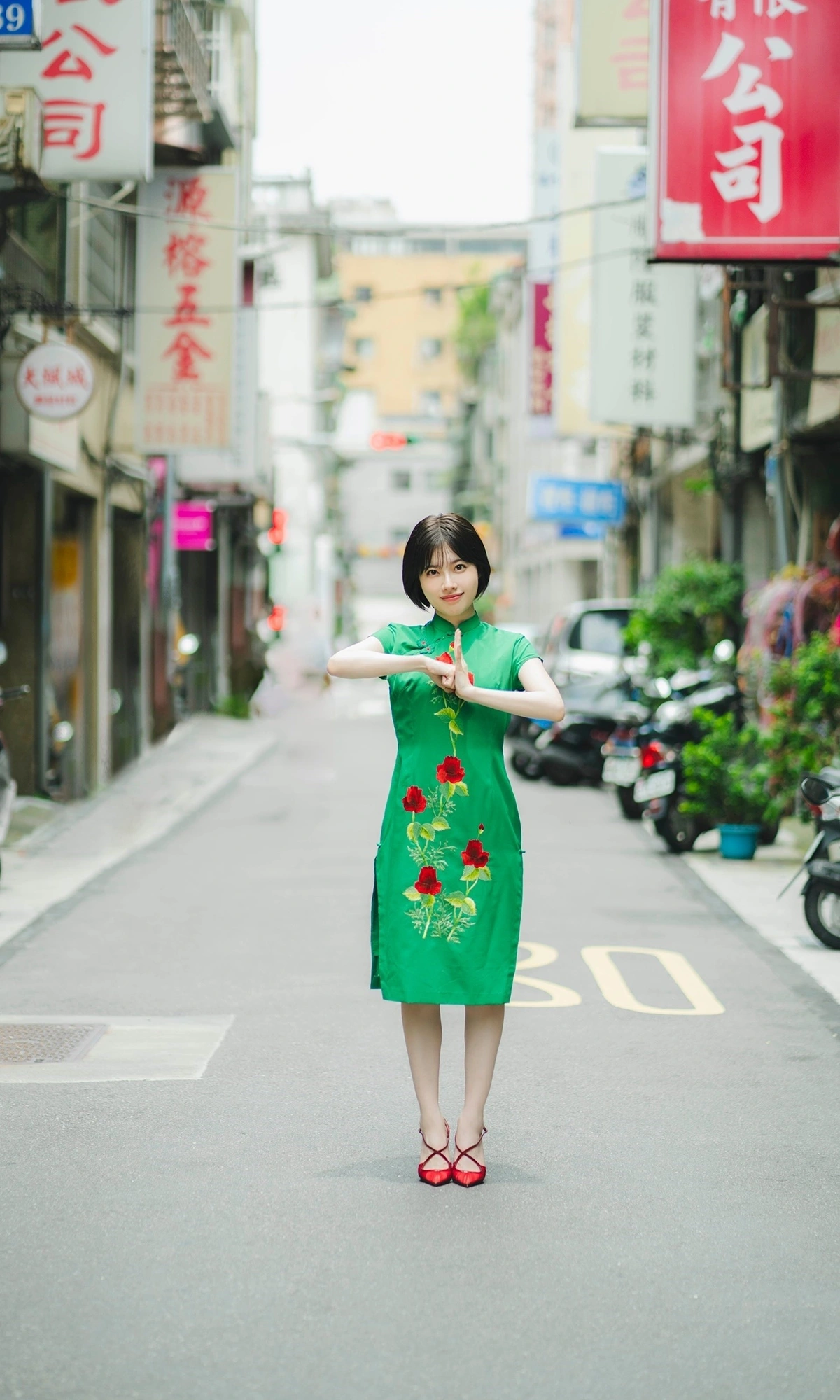 Karin Isobe 礒部花凜, 週プレ Photo Book 「かりんとりっぷ～prologue～」 Set.02