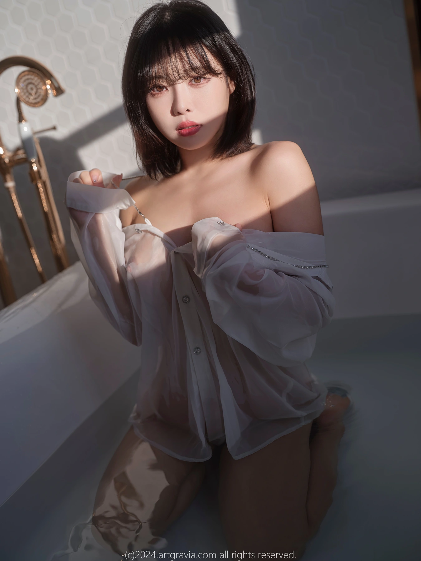 Areumm 다움, ArtGravia Vol.638 Photobook Set.01