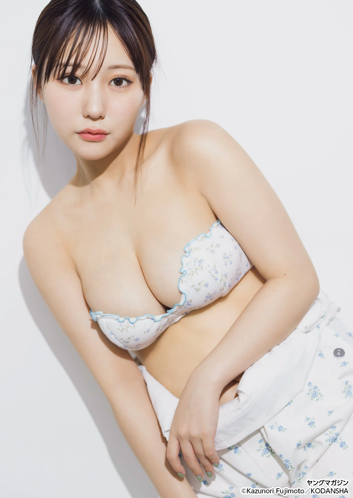 Miku Tanaka 田中美久, Young Magazine 2026 No.01 (ヤングマガジン 2026年1号)