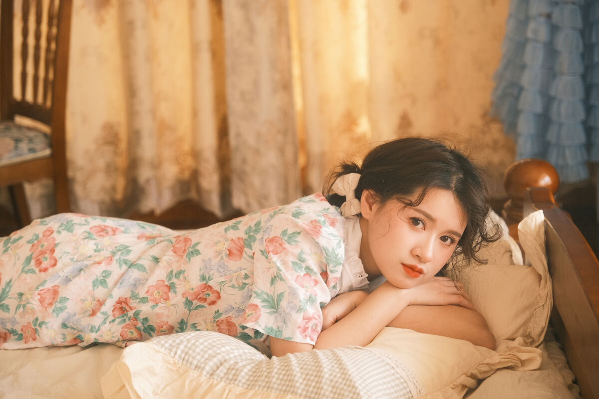 YiTuYu艺图语 Vol.8654 Li Zhi