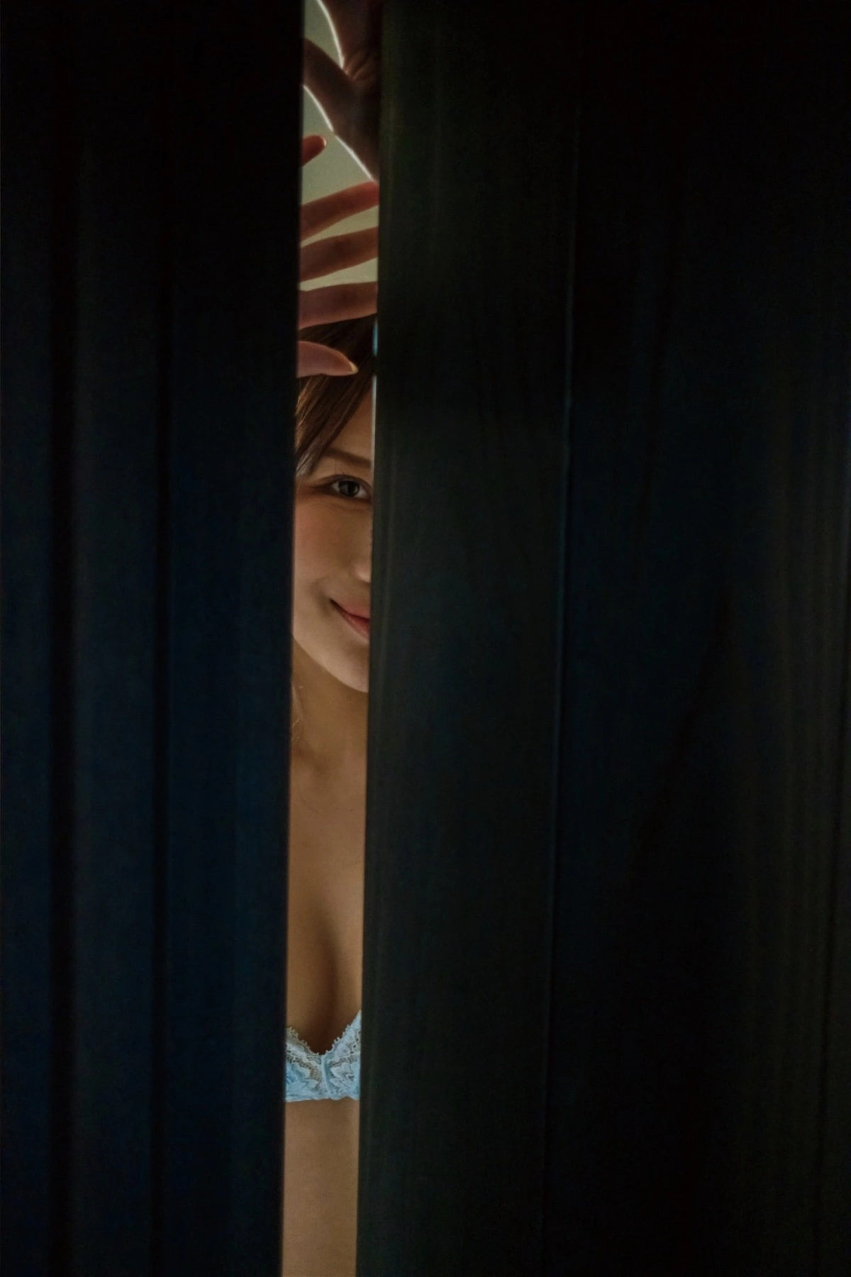 Arisa Kotoi 琴井ありさ, デジタル写真集 『琴井に恋と _ 真紅と夜明けの完全版』 Set.01 41 Arisa Kotoi 琴井ありさ, デジタル写真集 『琴井に恋と _ 真紅と夜明けの完全版』 Set.01
