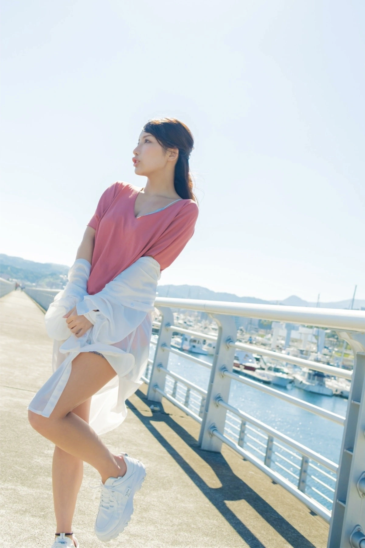 Arisa Kotoi 琴井ありさ, デジタル写真集 『琴井に恋と _ 真紅と夜明けの完全版』 Set.01 5 Arisa Kotoi 琴井ありさ, デジタル写真集 『琴井に恋と _ 真紅と夜明けの完全版』 Set.01