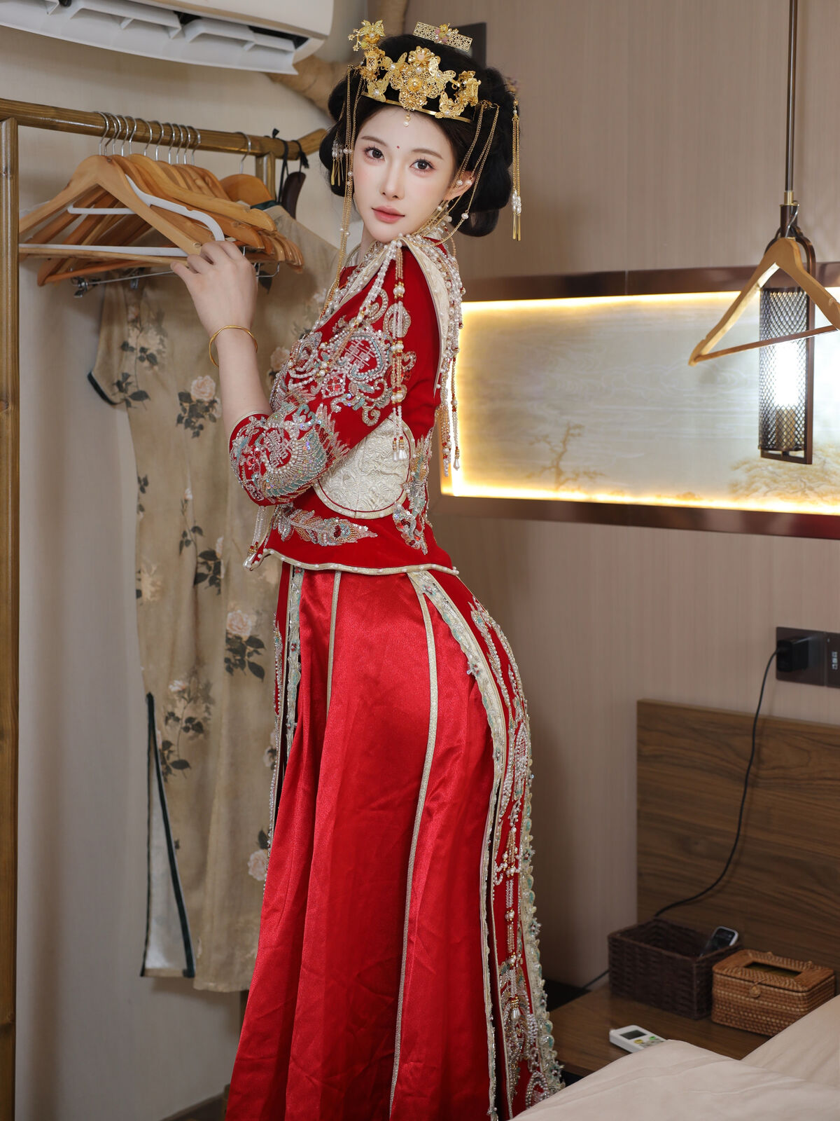 XiuRen秀人网 Uncensored Li Shuang Er 梨霜儿 - R18 秀人网模特 秀禾服 Part01