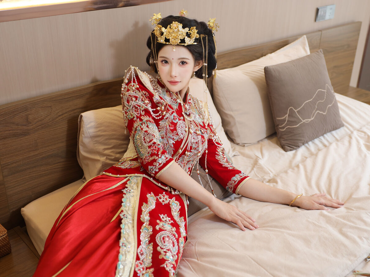 XiuRen秀人网 Uncensored Li Shuang Er 梨霜儿 - R18 秀人网模特 秀禾服 Part01