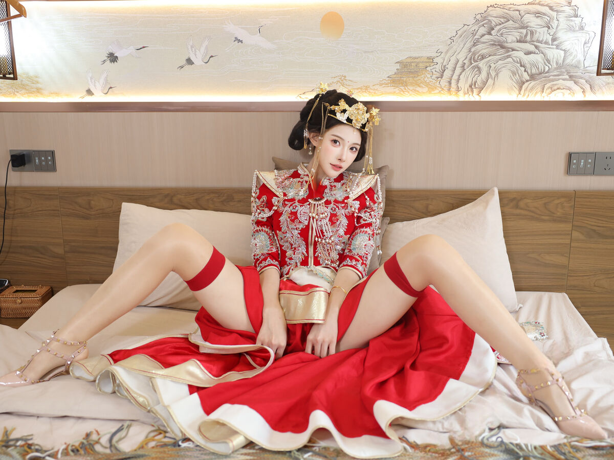 XiuRen秀人网 Uncensored Li Shuang Er 梨霜儿 - R18 秀人网模特 秀禾服 Part01