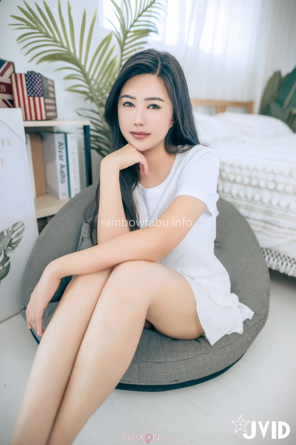 [JVID] 木木森_ 剛失戀の寂寞獨居美女－脫下內衣胸猛巨乳彈出🔥寂寞的女人 需要用肉棒撫慰她的情傷