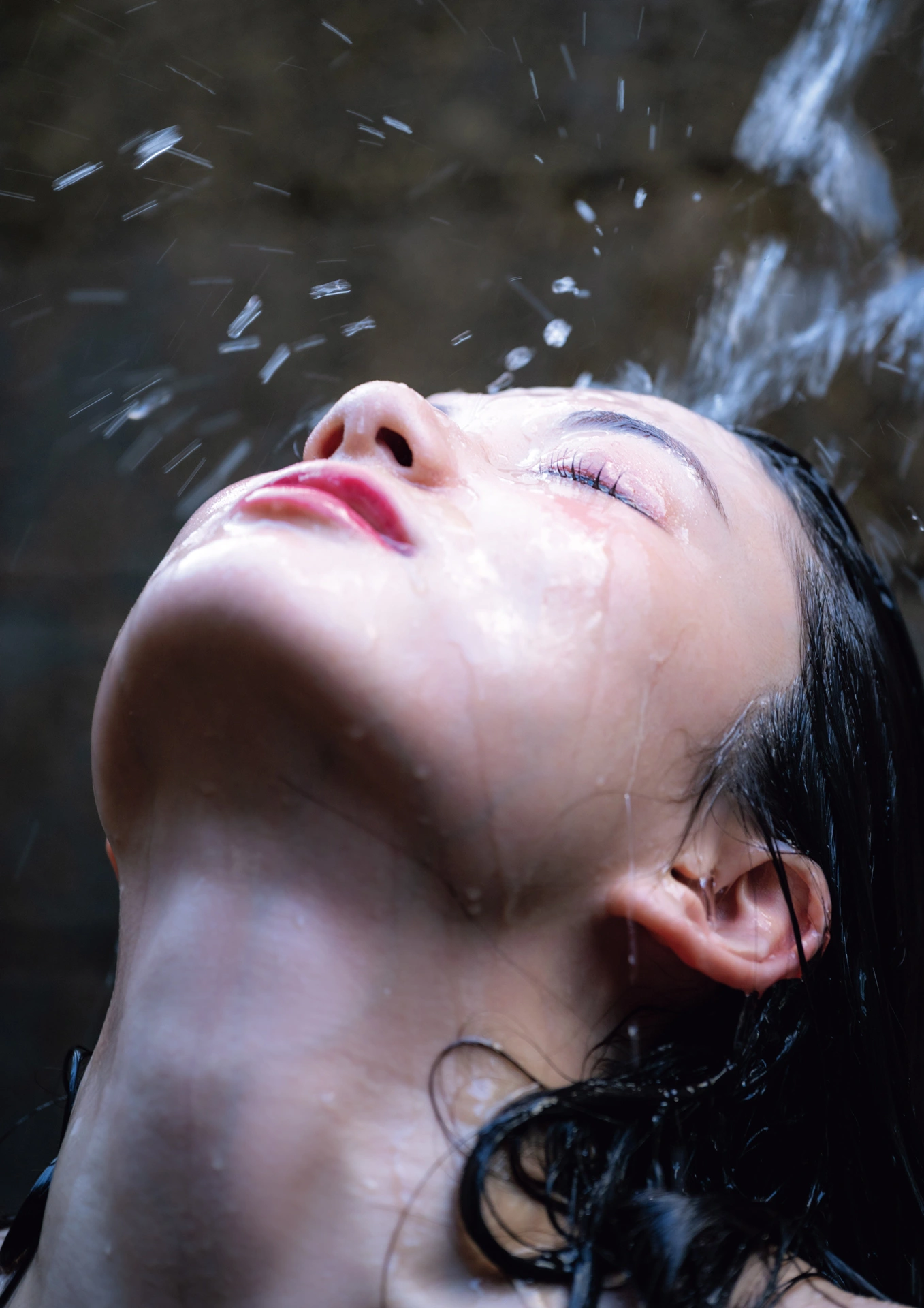 Kanna Seto 瀬戸環奈, 写真集 「好きになっちゃう」 Set.03