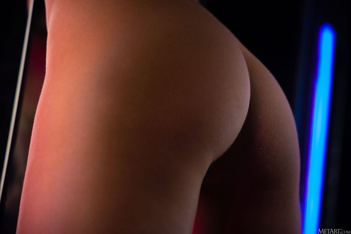 MetArt Alice Kelly - Center Stage Part02