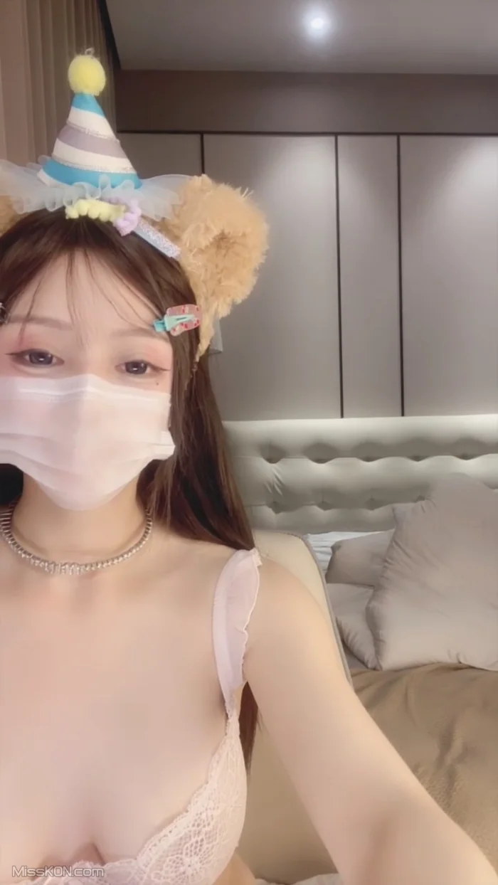 冷枝月_ 白虎美穴女神 天生炮架