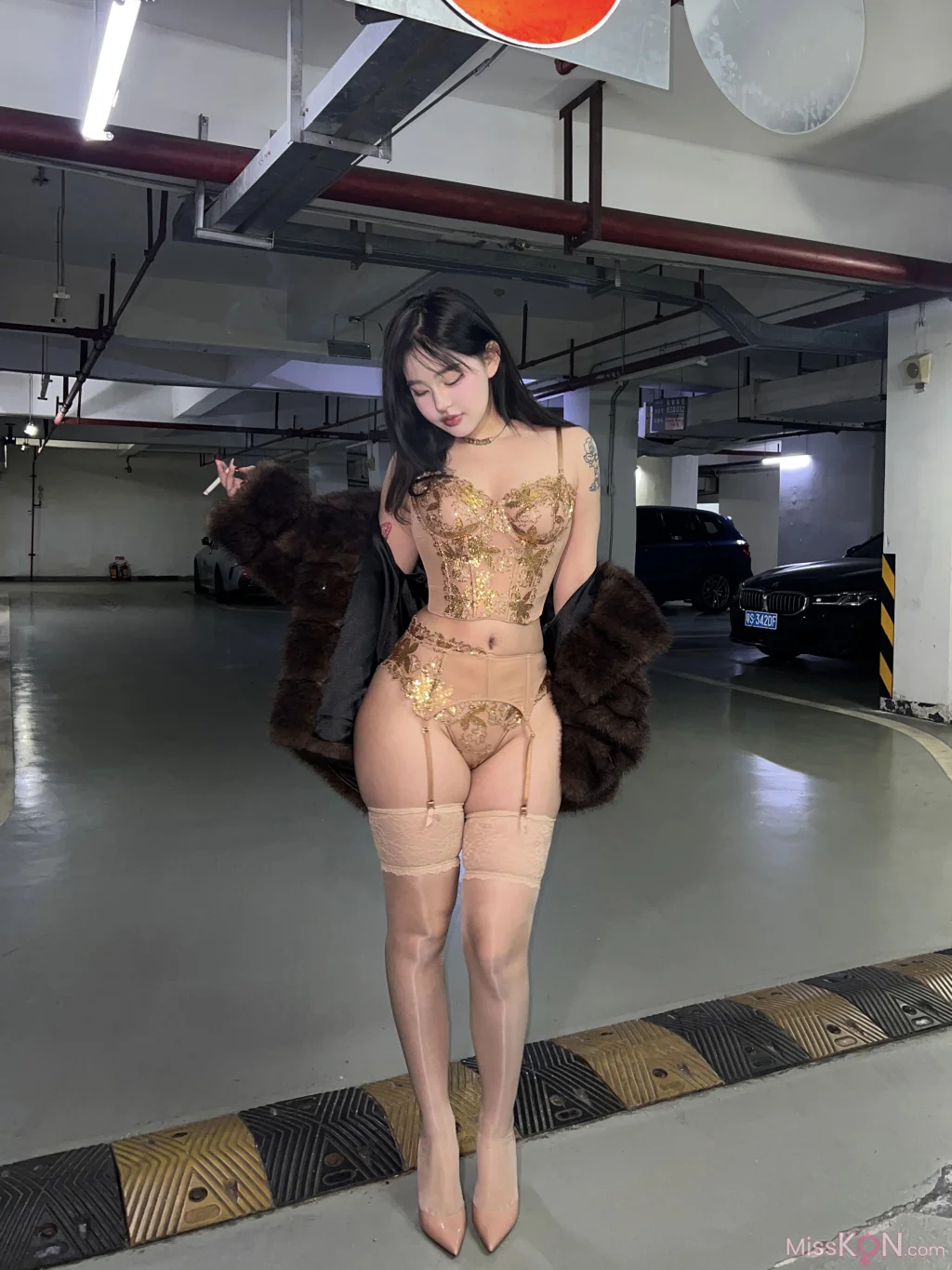 小u优优子_ 貂皮大衣