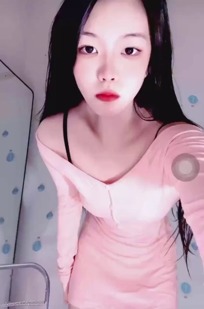 小羊aa_ 快手泄密 苗条清纯美女 门槛福利 裸舞