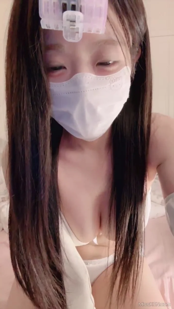 才不是悦悦_ 粉嫩白虎 巨乳学生妹