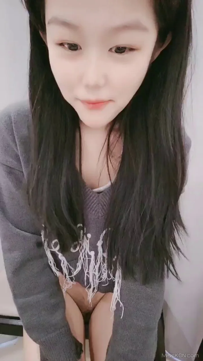 抱抱婷婷_ 半糖萝莉主播与闺蜜互动录播