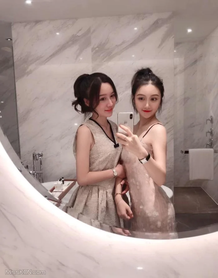 李晓雅_ 中经贸学院校花性爱私拍合集