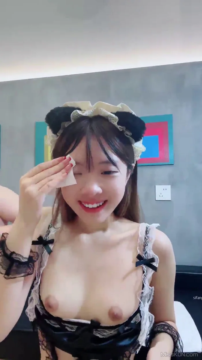 柚子_ 稚嫩甜美校花