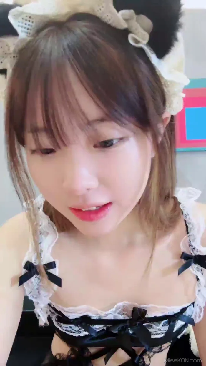 柚子_ 稚嫩甜美校花