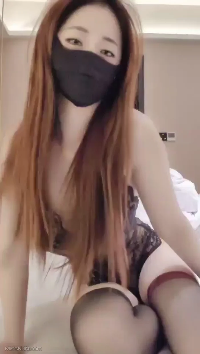 热舞甜甜_ 肥美御姐 私拍合集