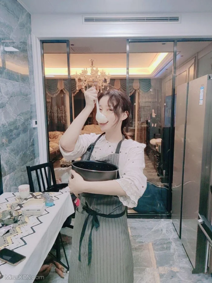 禧阿妹_ 极品御姐私拍泄密 露脸高颜气质女神 表里不一极度反差