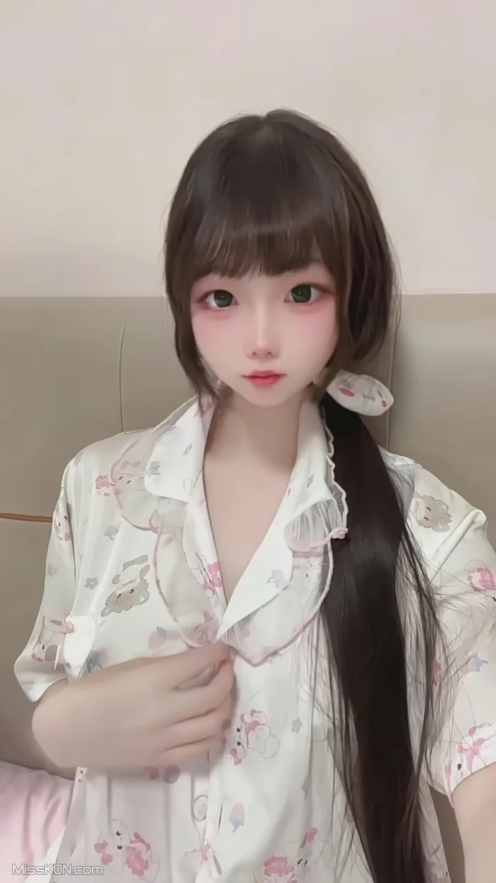 软酱(坏小狗)_ 清纯少女 最新门槛 反差少萝