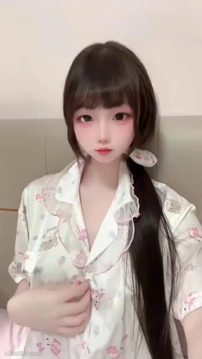 软酱(坏小狗)_ 清纯少女 最新门槛 反差少萝