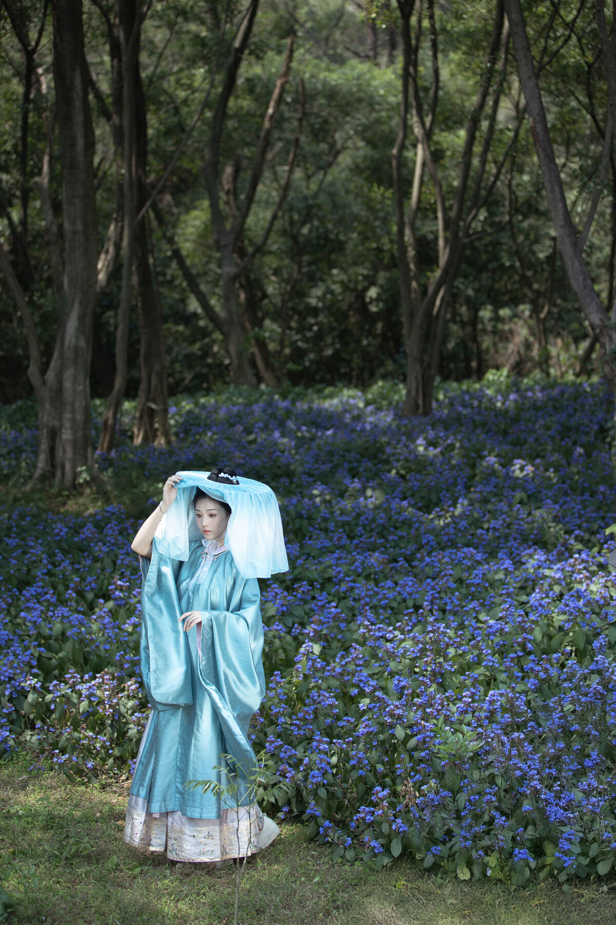 YiTuYu艺图语 Vol.8831 Zhi Zhi Qi