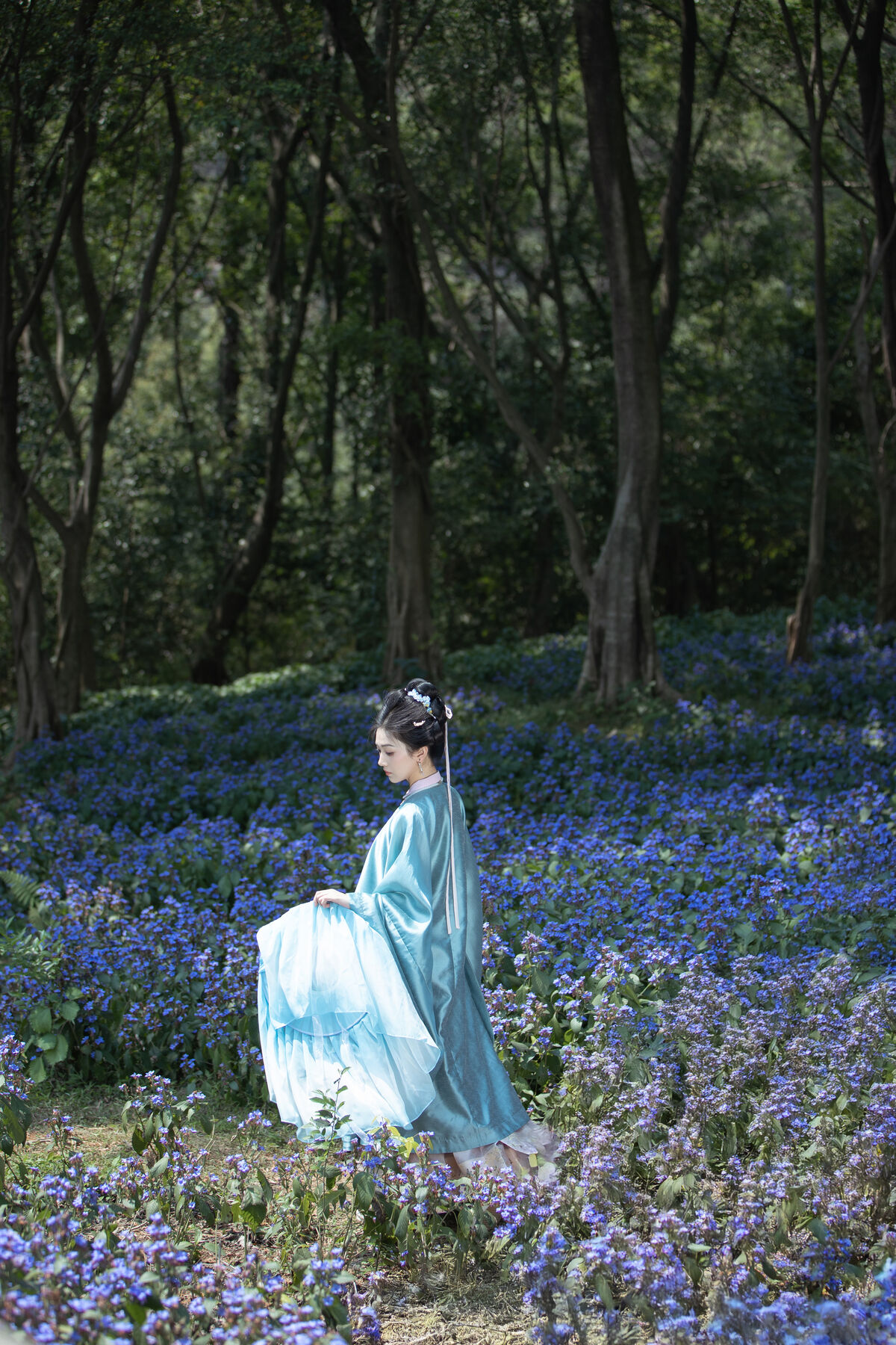 YiTuYu艺图语 Vol.8831 Zhi Zhi Qi