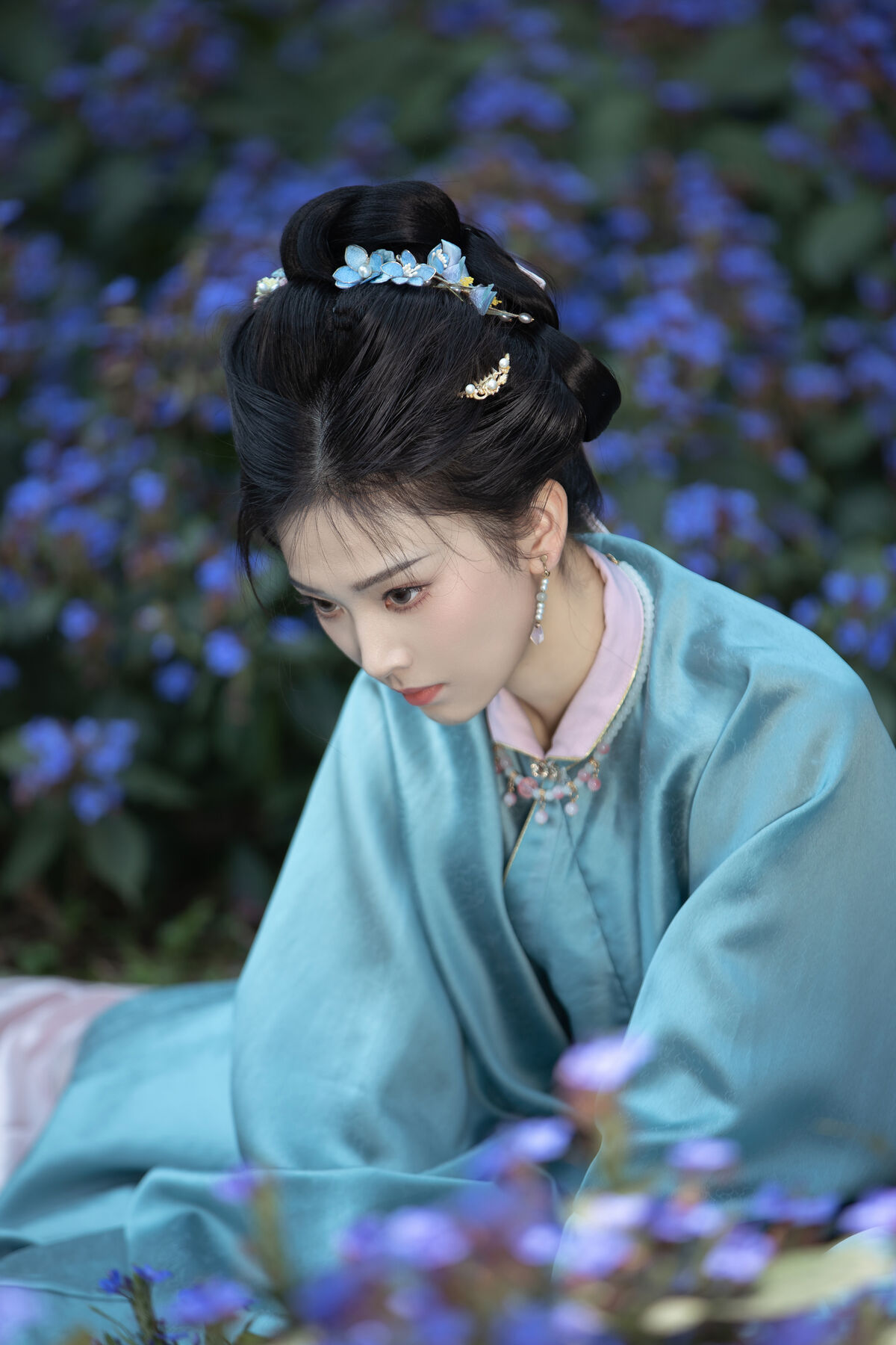 YiTuYu艺图语 Vol.8831 Zhi Zhi Qi