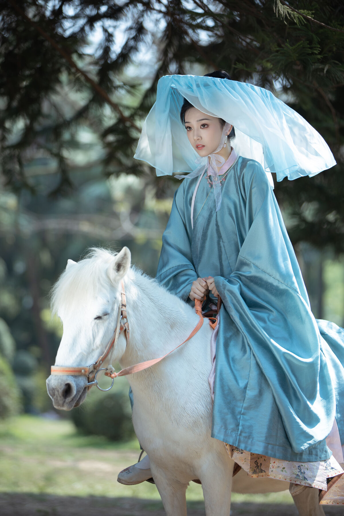 YiTuYu艺图语 Vol.8831 Zhi Zhi Qi