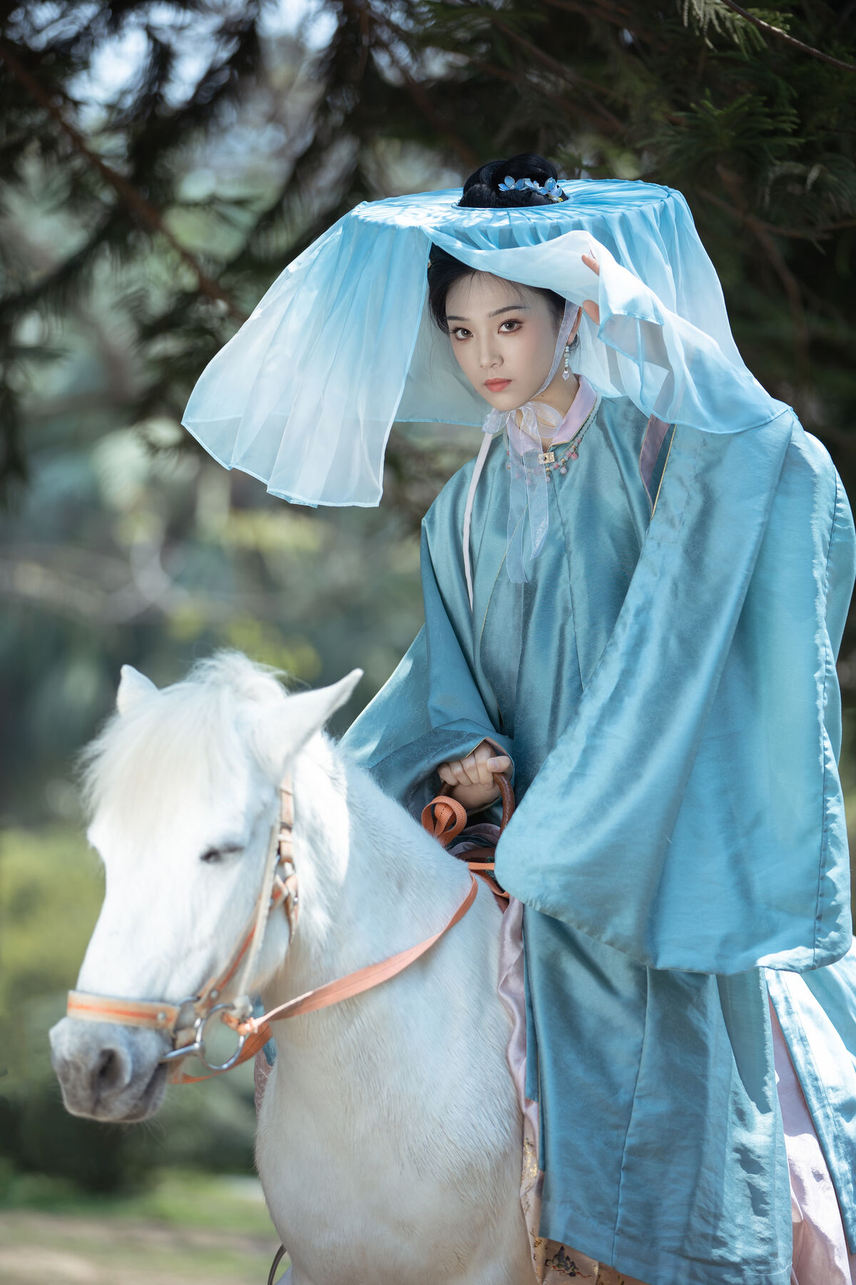 YiTuYu艺图语 Vol.8831 Zhi Zhi Qi