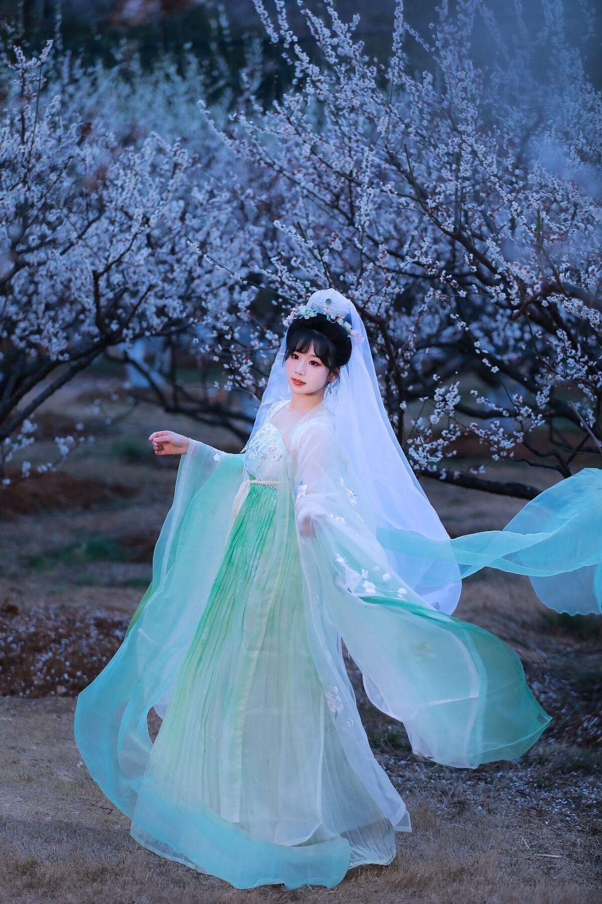 YiTuYu艺图语 Vol.8718 Zhou Zhou AY