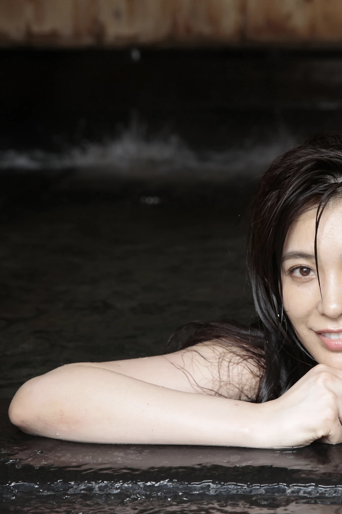Chiaki Hiratsuka 平塚千瑛, 写真集 「CHIAKI完全未発表版」 Set.02