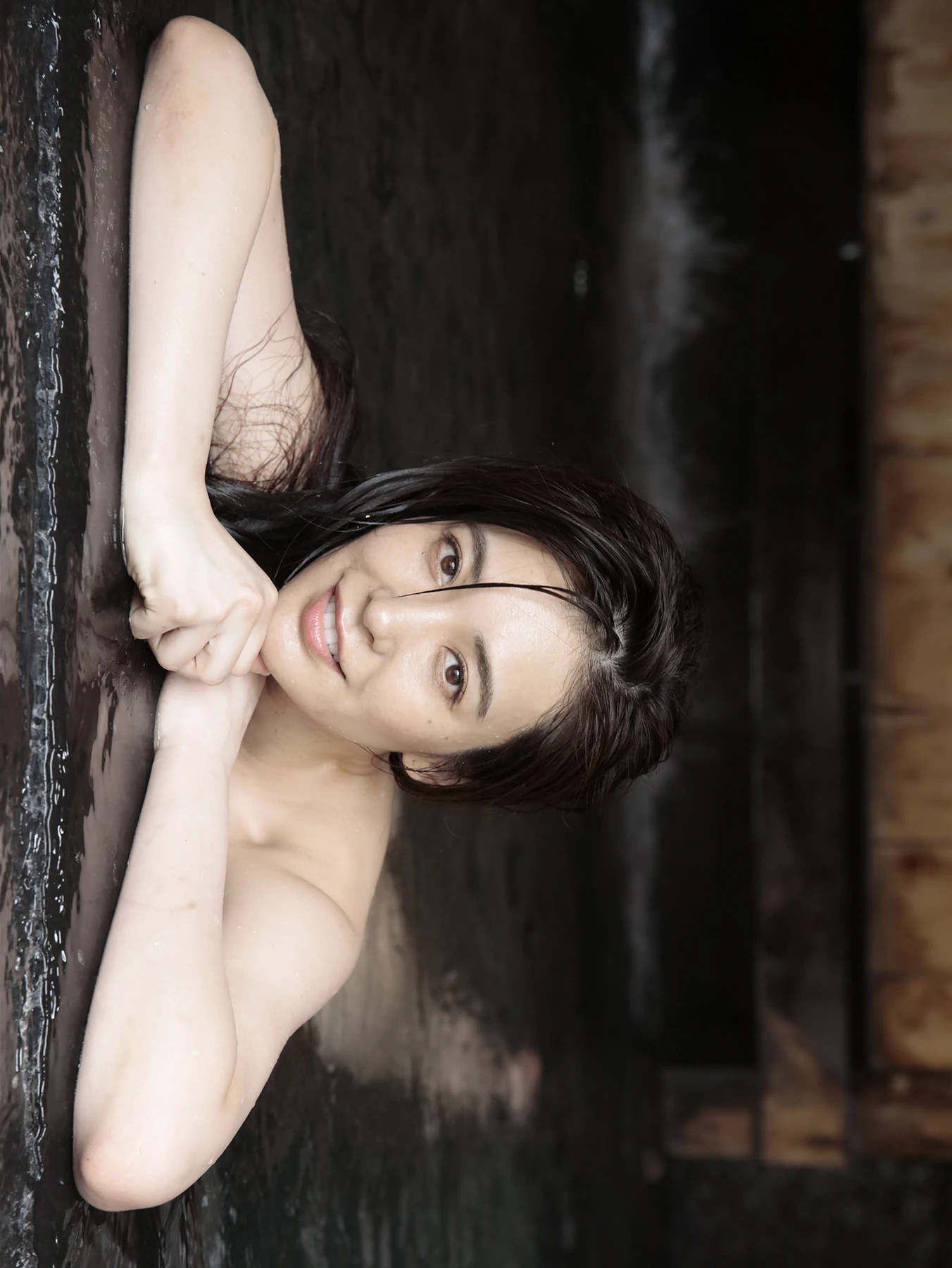 Chiaki Hiratsuka 平塚千瑛, 写真集 「CHIAKI完全未発表版」 Set.02