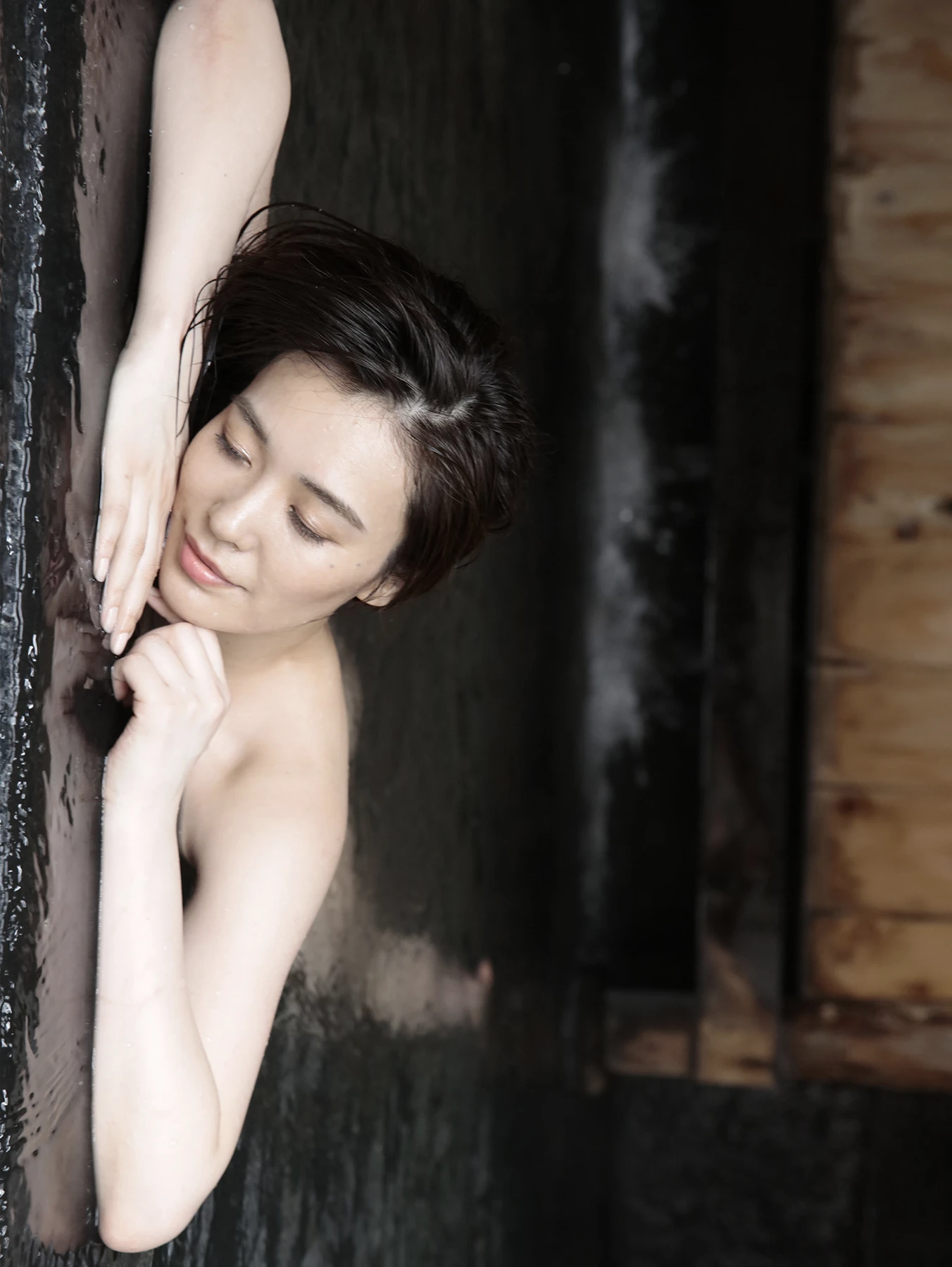Chiaki Hiratsuka 平塚千瑛, 写真集 「CHIAKI完全未発表版」 Set.02